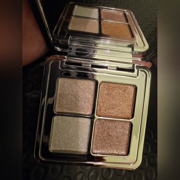 Kylie Wet Shimmer Quad original/neutral Shimmer. Imperfect, Brand New - Picture 6 of 11